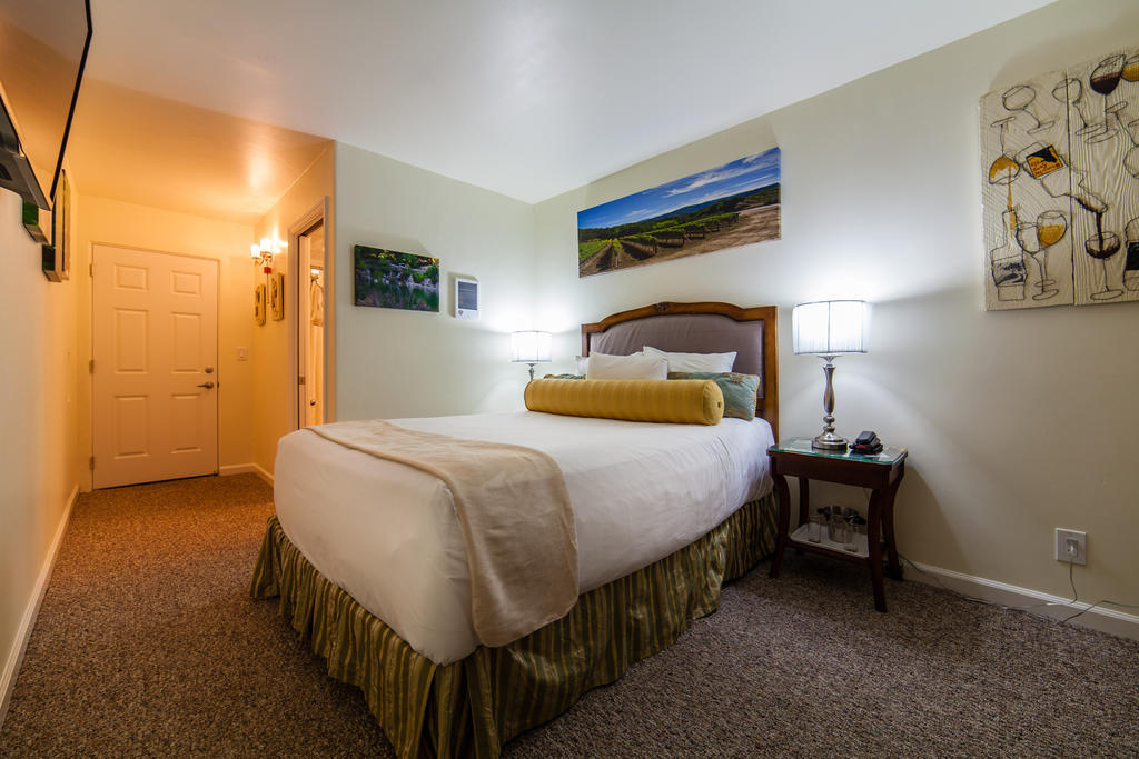 The Vendange Carmel Inn & Suites Zimmer foto