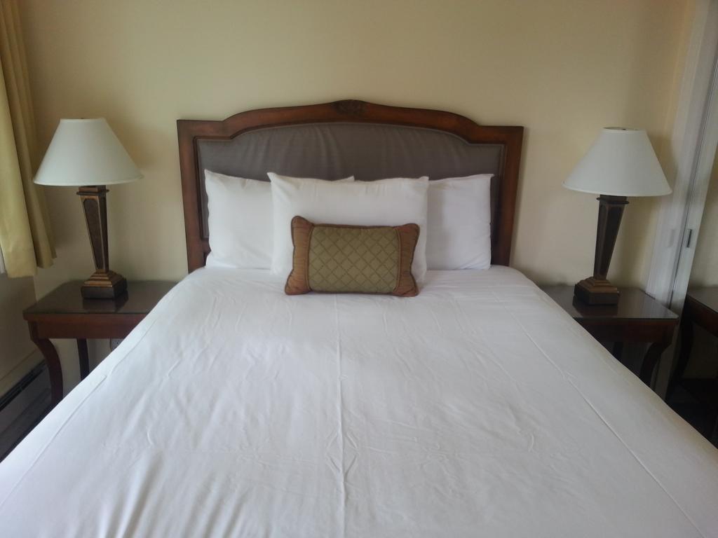 The Vendange Carmel Inn & Suites Zimmer foto